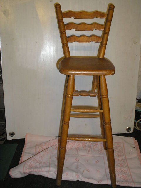 Petite chaise haute pour poup�e 10 Le Tremblay-sur-Mauldre (78)