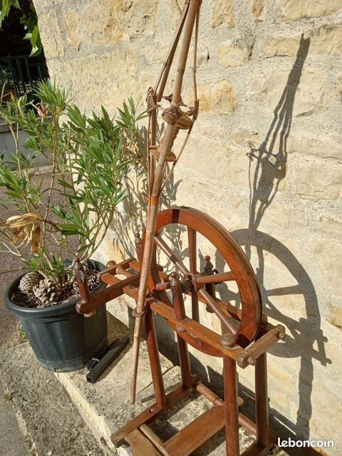 Vintage rouet ancien avec quenouille 50 Tannay (58)
