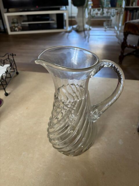 CARAFE A EAU VINTAGE EN VERRE SOUFFLE AVEC DESIGN TOURBILLON 60 Loudun (86)