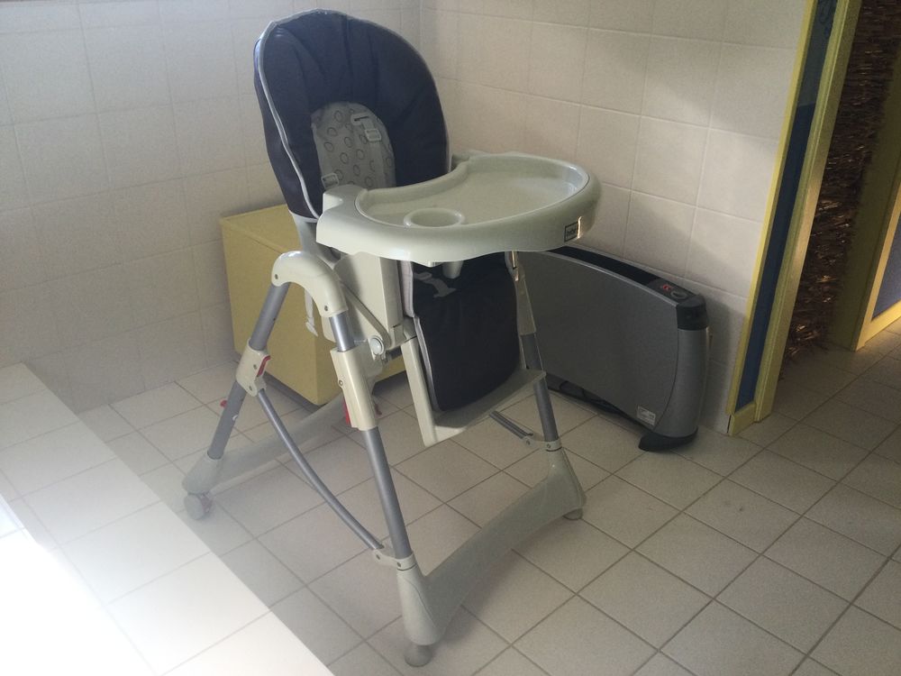 Chaise b&eacute;b&eacute; Mobilier enfants