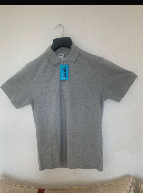 Polo Gris chin� Marque
Grace collection / taille M -
16 Nimes (30)