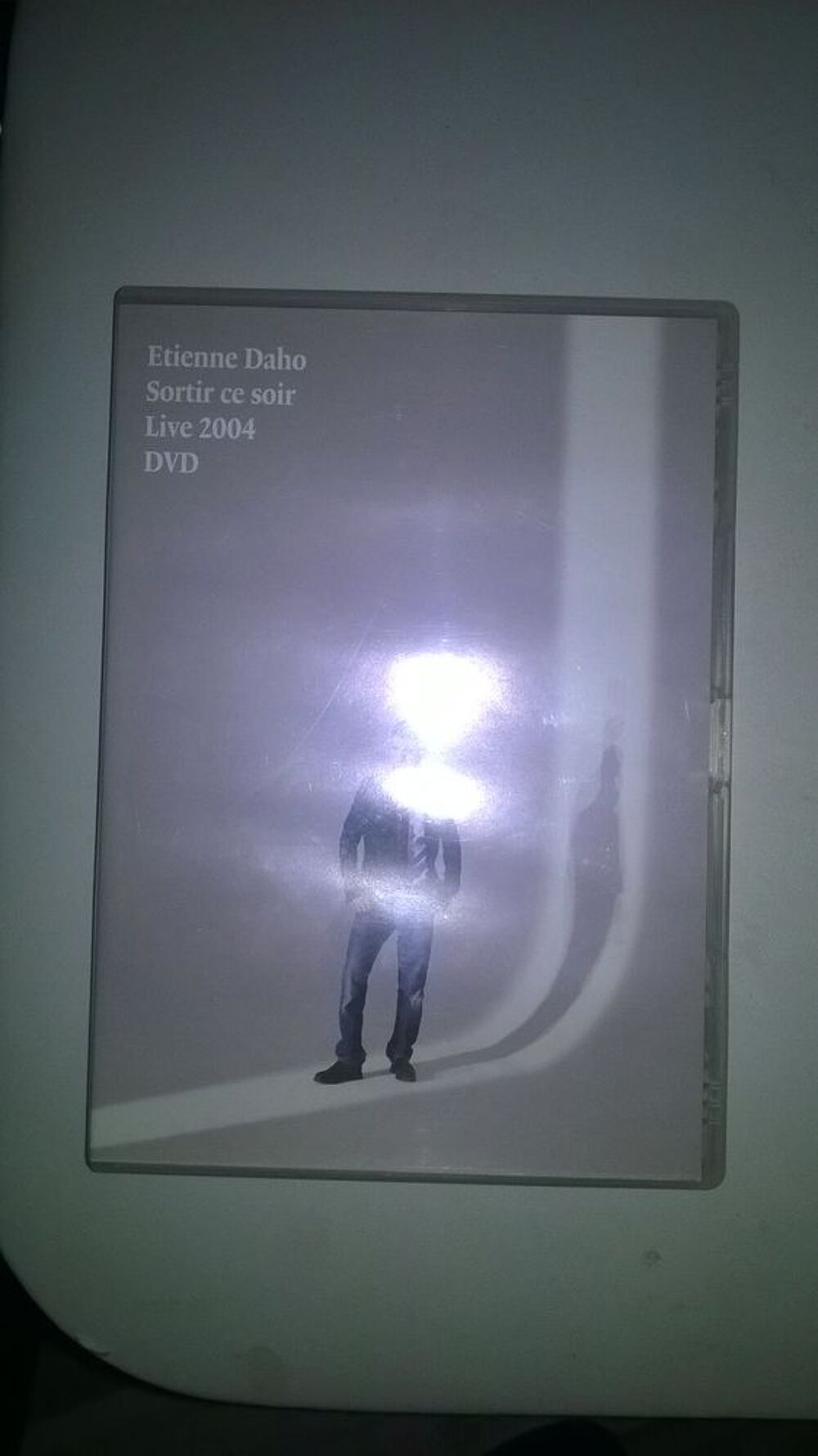 DVD Etienne Daho
Sortir ce soir LIVE 2004
2004
Excellent DVD et blu-ray