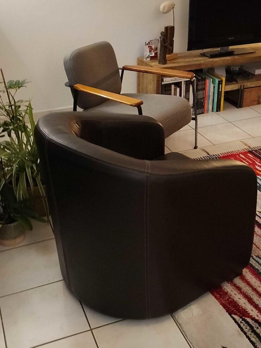 fauteuil cuir type cabriolet Meubles
