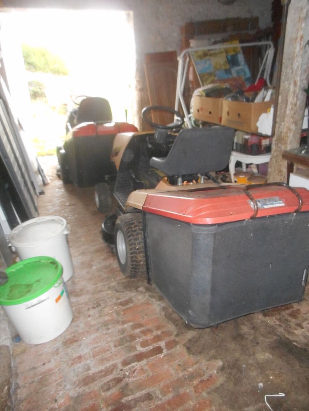 Tracteur tondeuse OLE O MAC 17.5 cv, et 12cv sortie grange Bricolage