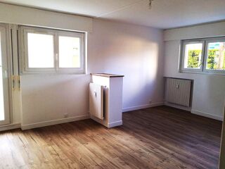  Appartement à louer 3 pièces 72 m²