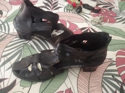 chaussures  basquettes femme Dijon (21)