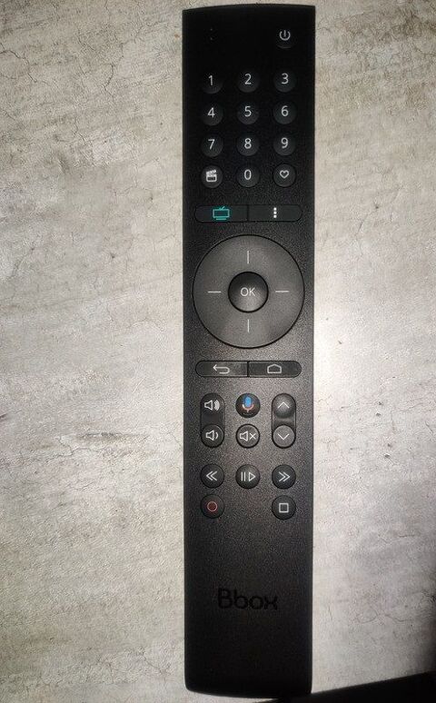 t�l�commande Bbox 15 Beauchamp (95)