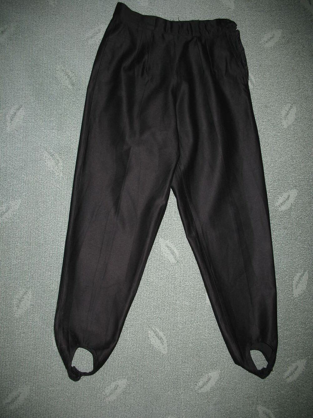 Pantalon fuseau noir - T38 Vêtements