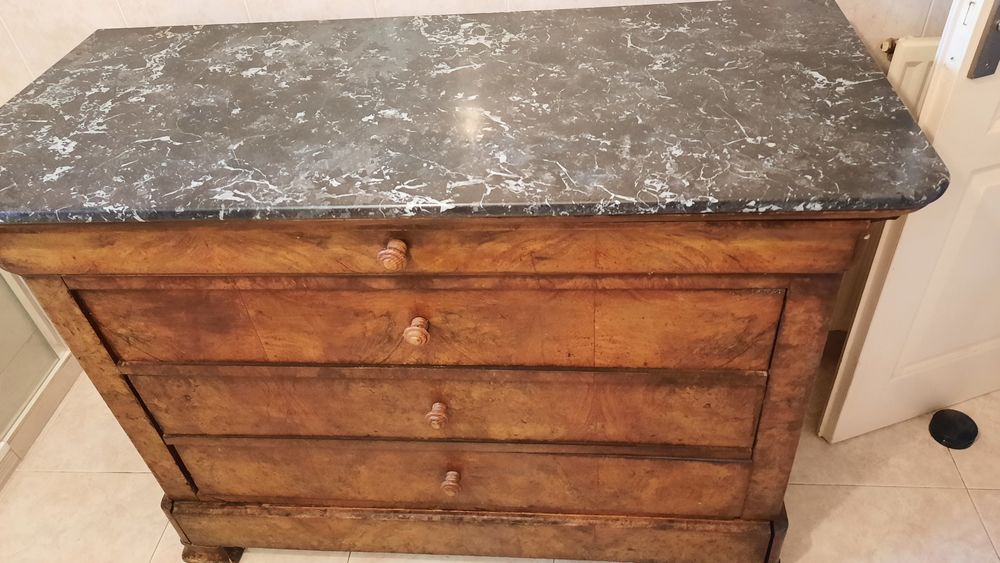 COMMODE STYLE LOUIS PHILIPPE Meubles