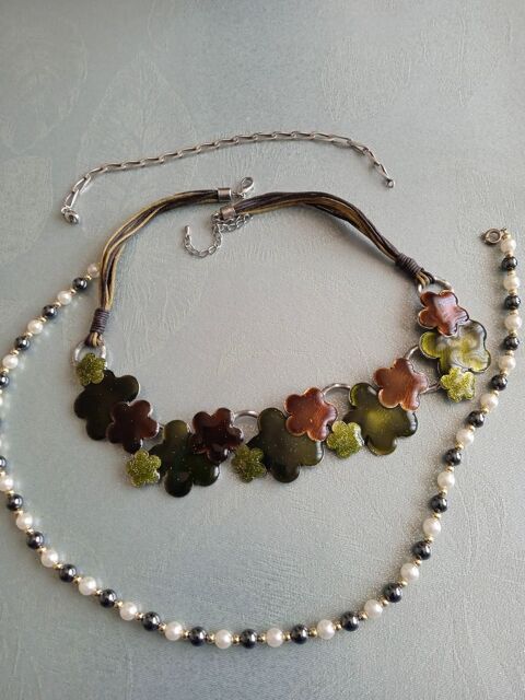 bracelet, collier fantaisie et  perles 2 Olivet (45)