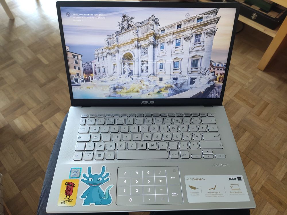 Asus Vivobook 13 pouces 8go de RAM, 512go de SSD, processeur Matériel informatique