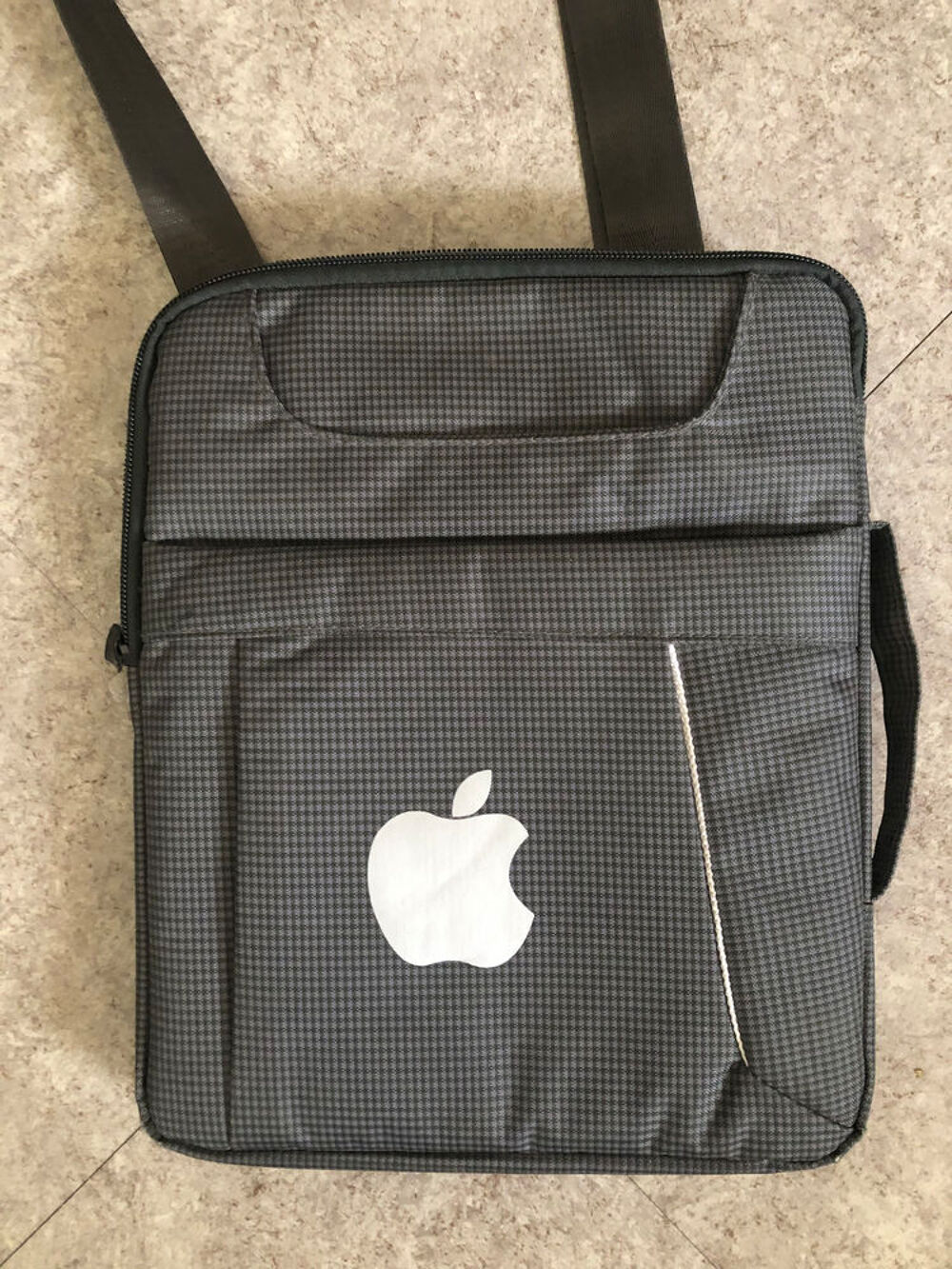 sacoche de trasport pour iPad Apple avec 3 poches exterieurs Téléphones et tablettes