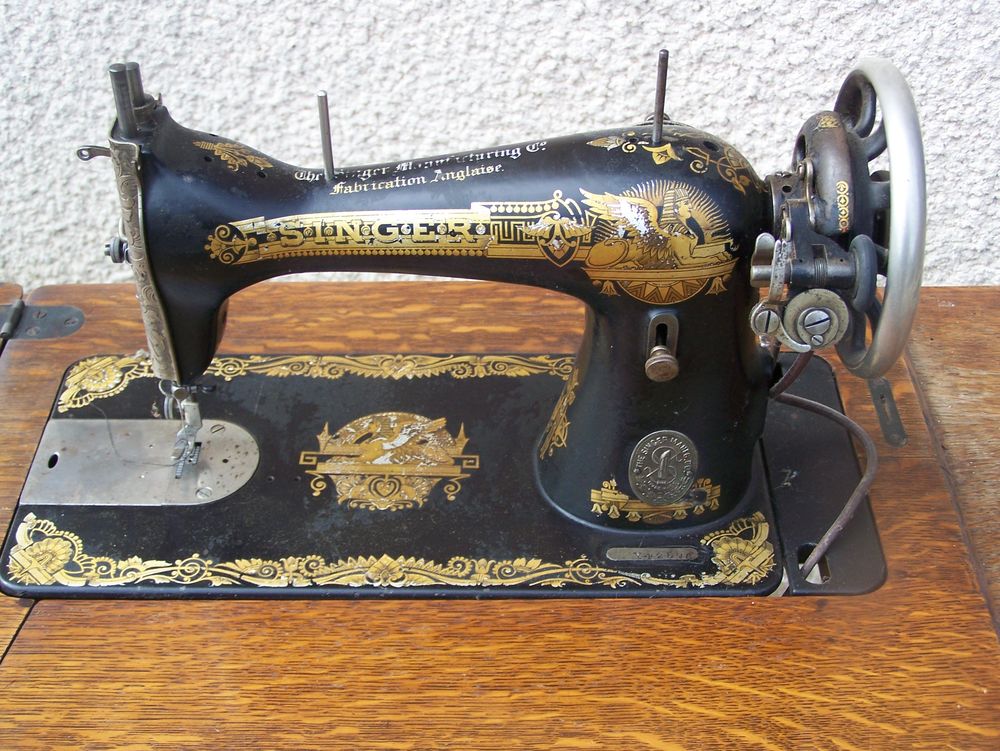 machine a coudre SINGER en etat de marche Electroménager