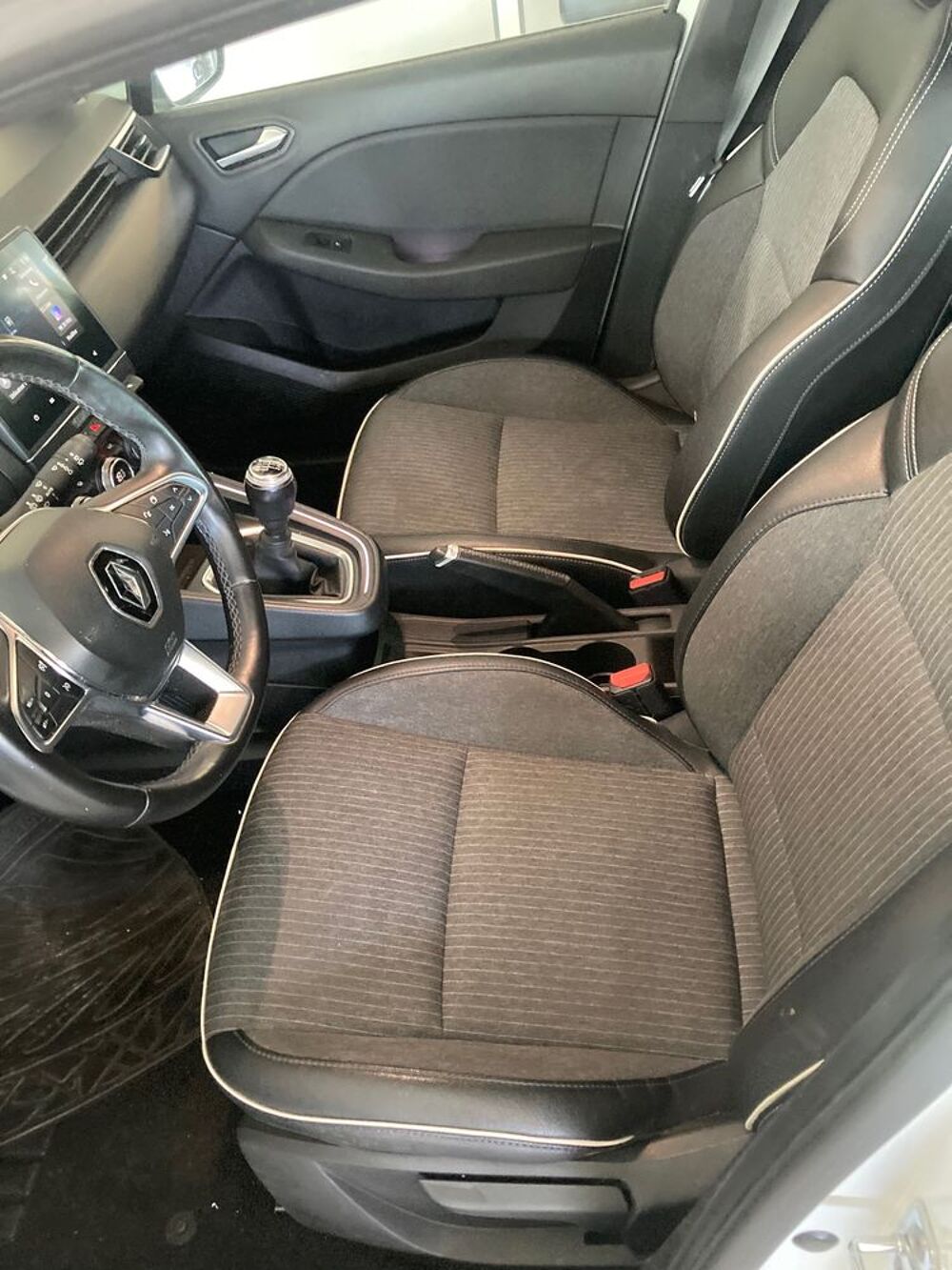 Clio V Clio TCe 90 - 21N Intens 2021 occasion 59113 Seclin