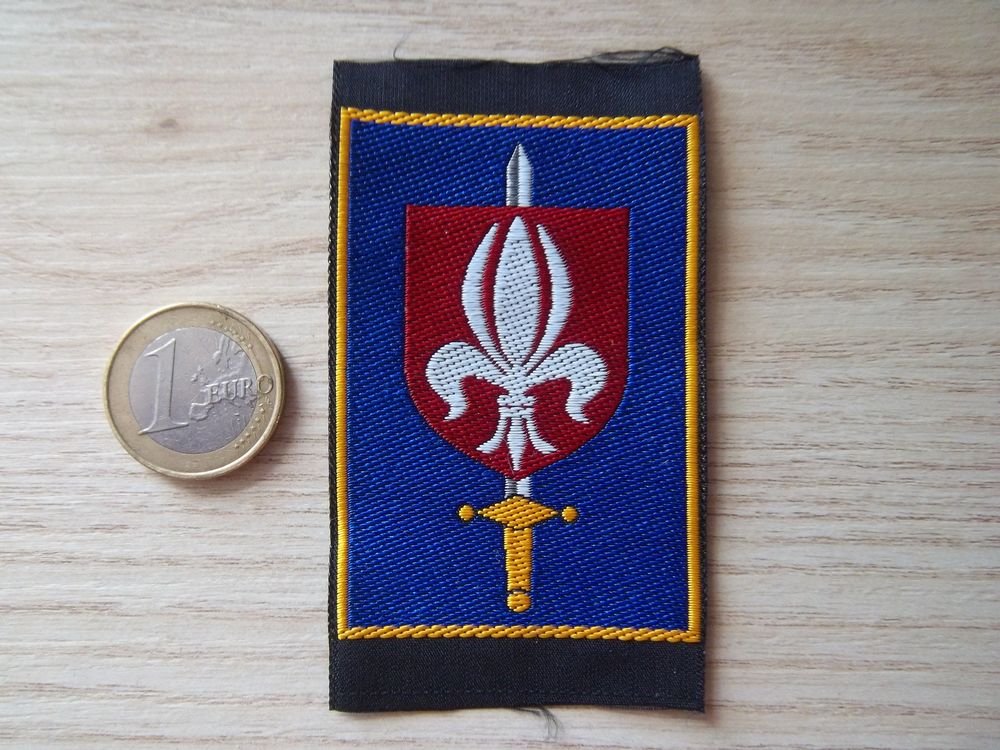 &eacute;cusson commandement militaire d&eacute;fense Lille insigne militai 
