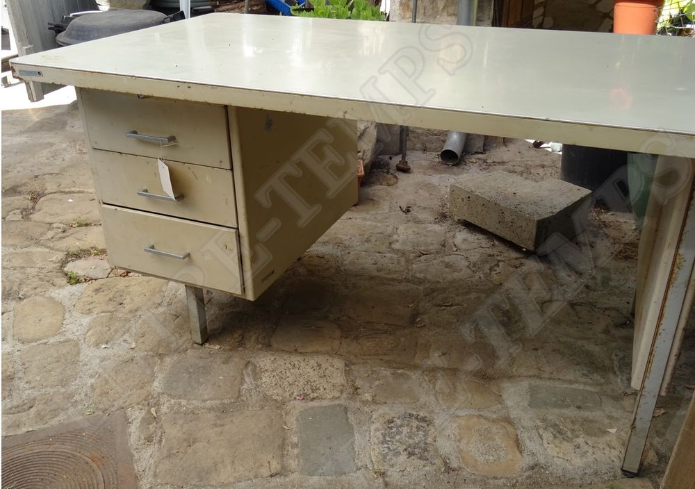 STRAFOR BUREAU M&Eacute;TAL 3 TIROIRS 1970 Meubles