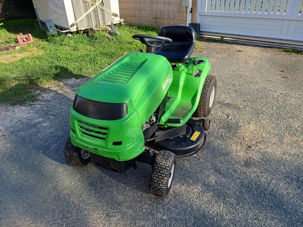 Tondeuse autoport&eacute;e Jardin