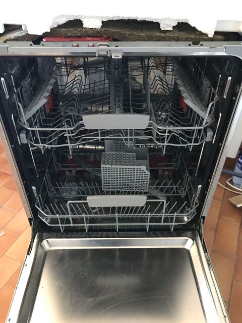 machine   laver la vaisselle   encastrer Hotpoint Ariston 150 Ste (34)