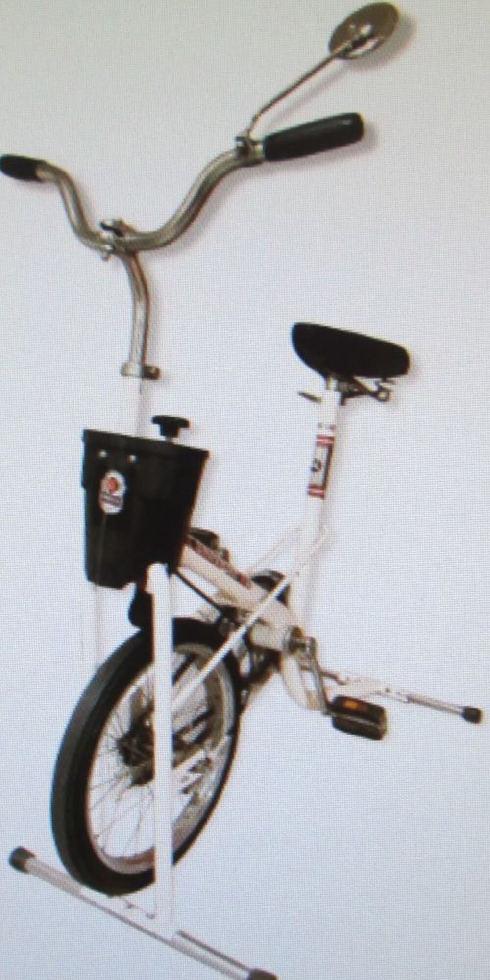 Recherche v&eacute;lo d'appartement vintage UNIVERSAL Vlos