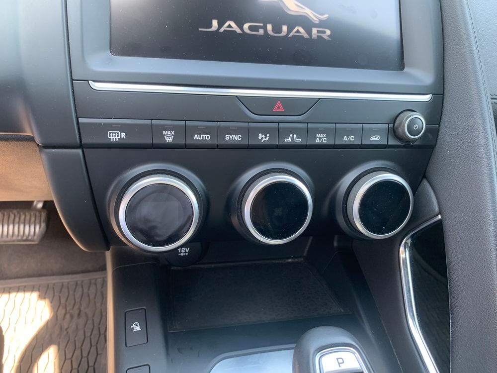 E-PACE E-Pace 2.0 P - 200 ch AWD BVA SE 2019 occasion 59310 Auchy-lez-Orchies