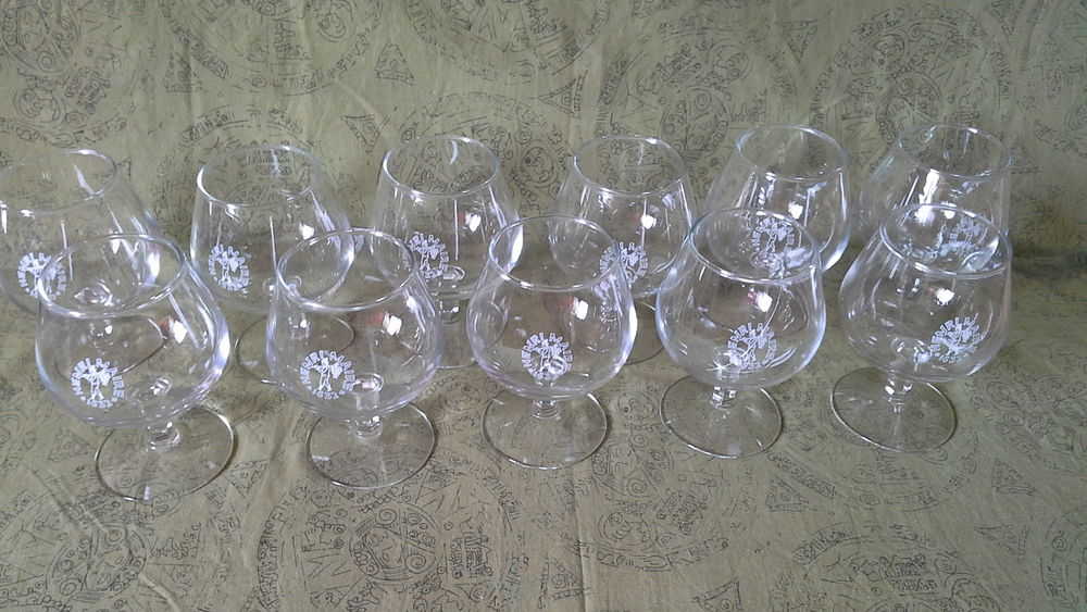 ancien verres &agrave; cognac Décoration