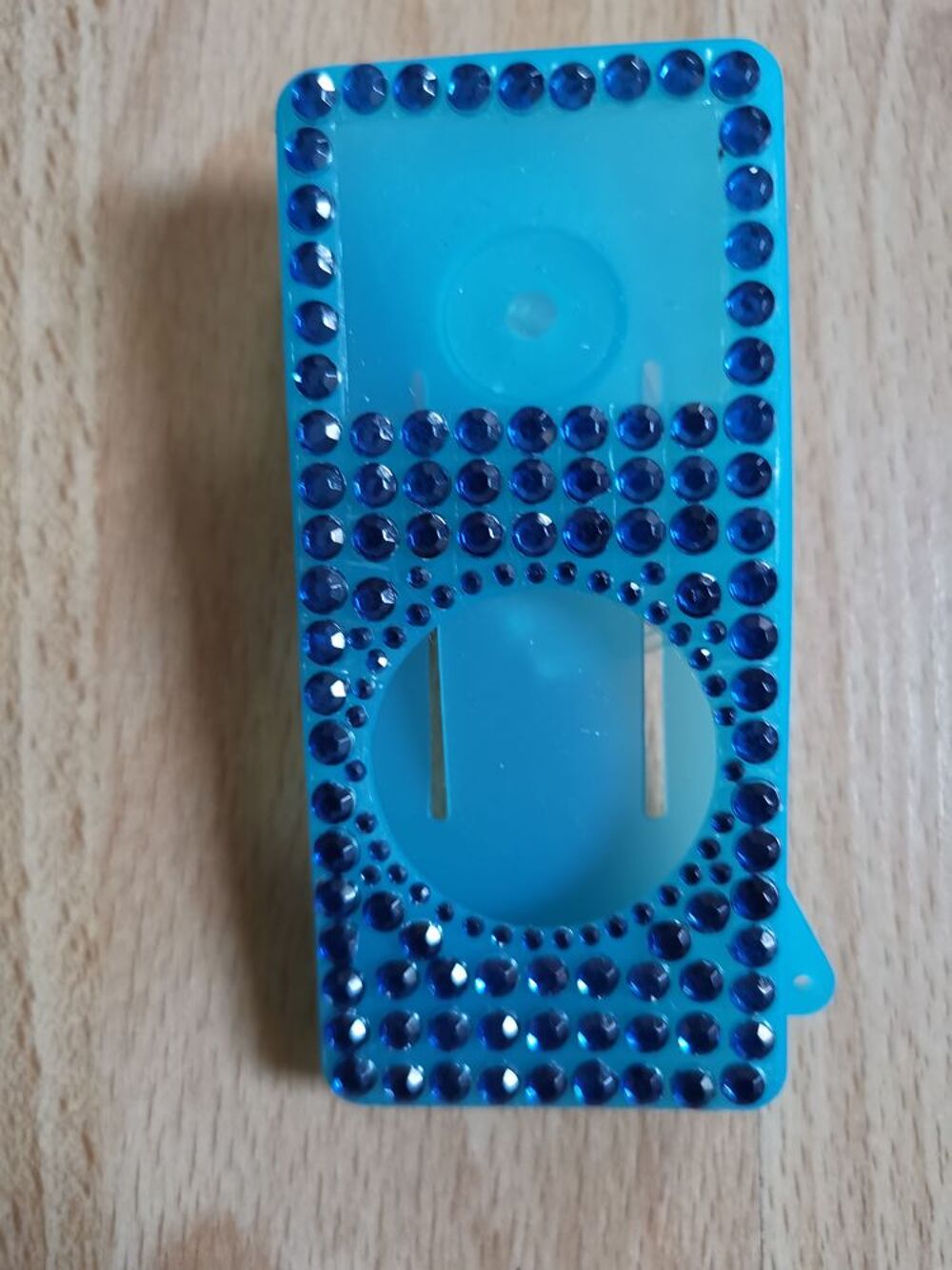 Coque en silicone bleu strass&eacute; pour ipod Audio et hifi