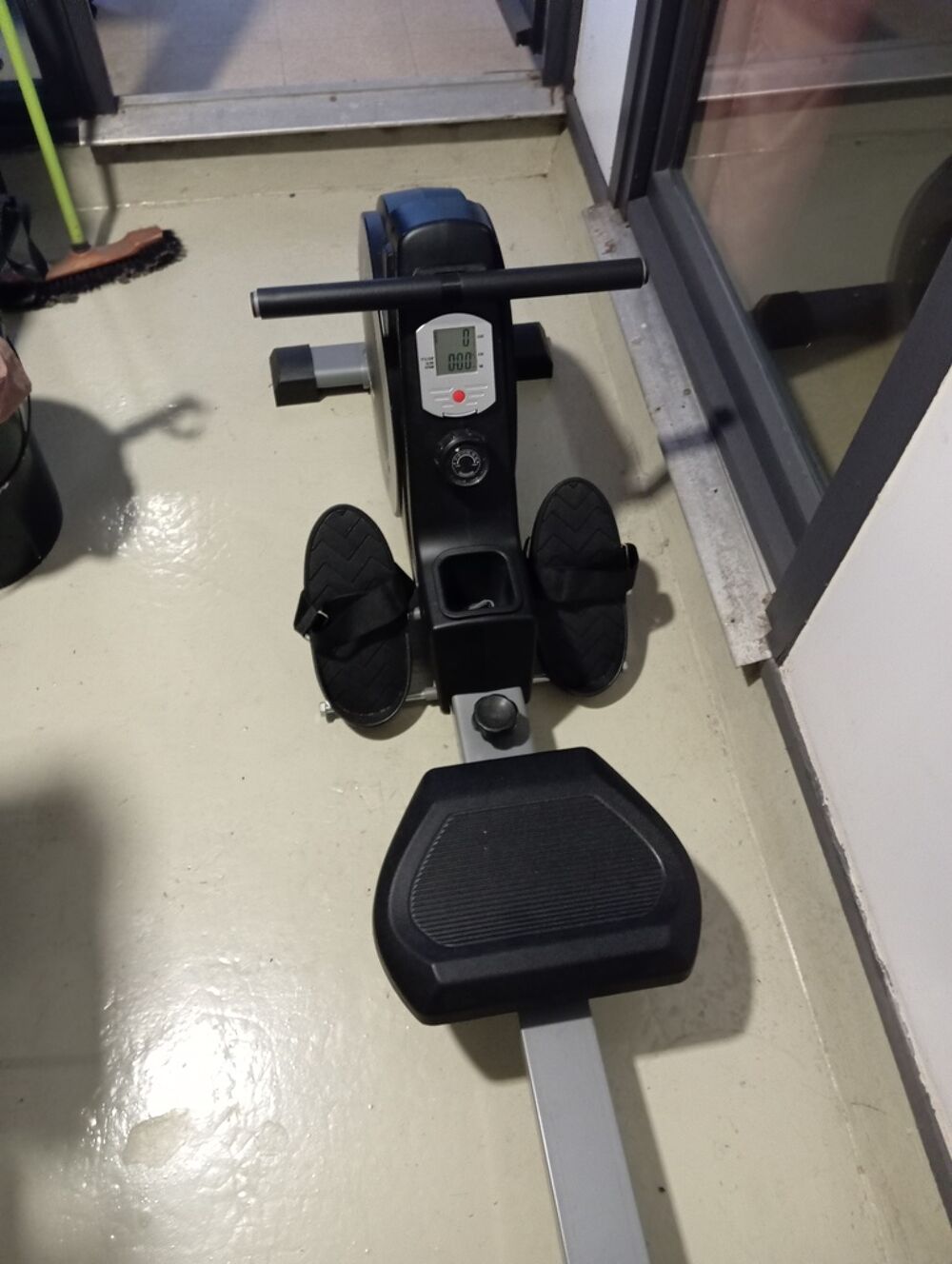 Rameur d'int&eacute;rieur avec &eacute;cran de contr&ocirc;le Sports