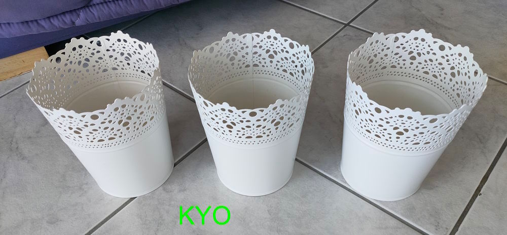 Cache-Pot rond blanc dentelle 15x12 cm, m&eacute;tal cylindre -Neuf Décoration