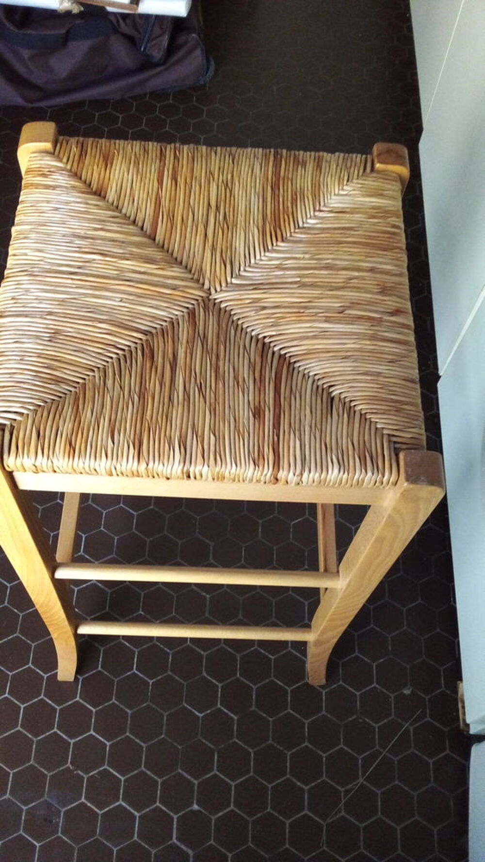 TABOURETS DE BAR EN BOIS ET ASSISES TISSEES Meubles