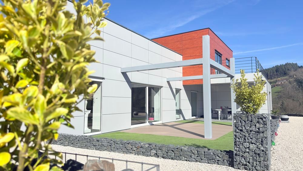 Vente Villa maison contemporaine Chambost-allières