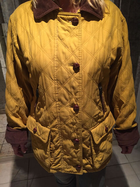 VESTE 3/4 DAMASEE T42/44 25 Cros De Cagnes (06)