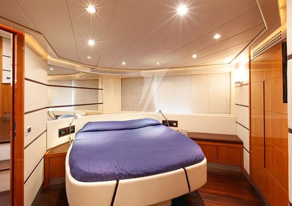 Vedette - Yacht - Offshore 2005 occasion 83990 Saint-Tropez