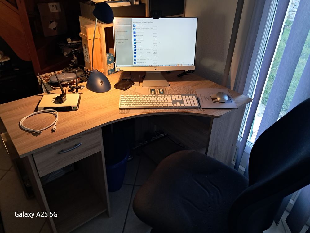 Ordinateur ASUS TT1 DESKTOP-VAG71 + BUREAU + FAUTEUIL. Matériel informatique
