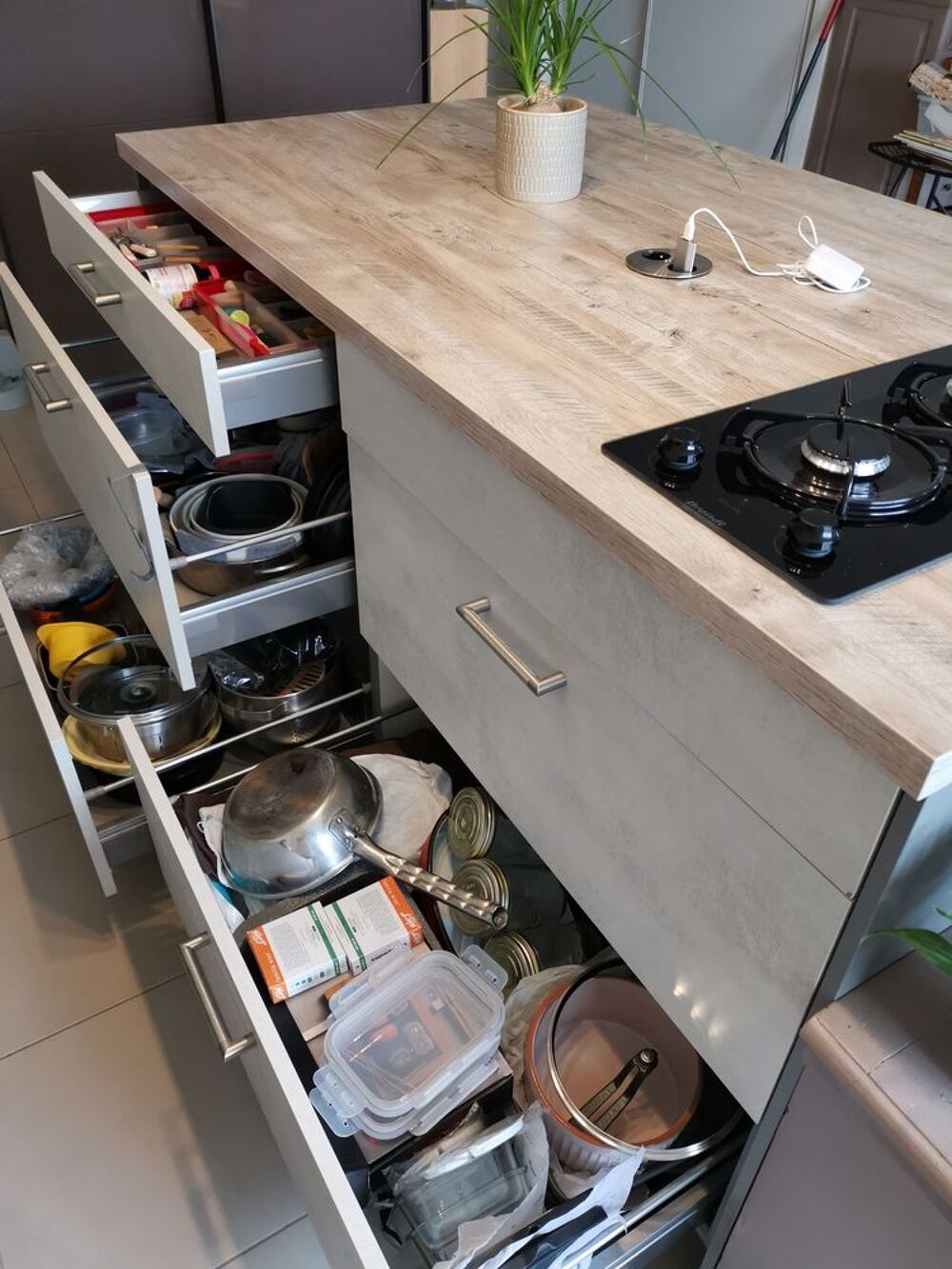 &icirc;lot central cuisine +plaque de cuisson gaz Meubles