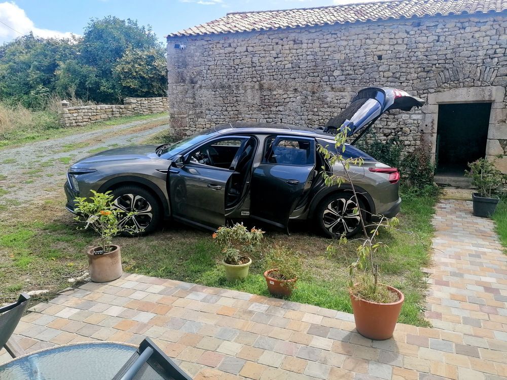 C5 X Hybride Rechargeable 225 S&S e-EAT8 Shine Pack 2021 occasion 79160 Coulonges-sur-l'Autize
