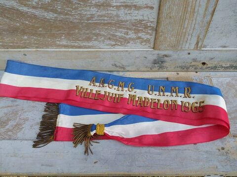 charpe Anciens Combattants AGMG UNMR Villejuif Madelon 1965 0 Loches (37)