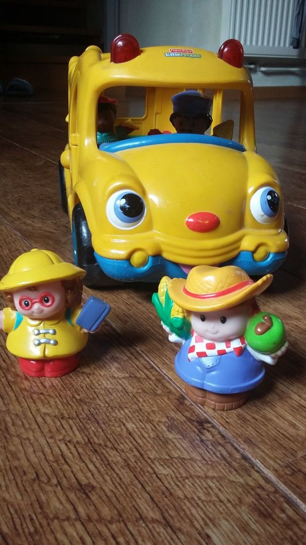 Bus little people fisher price Jeux / jouets