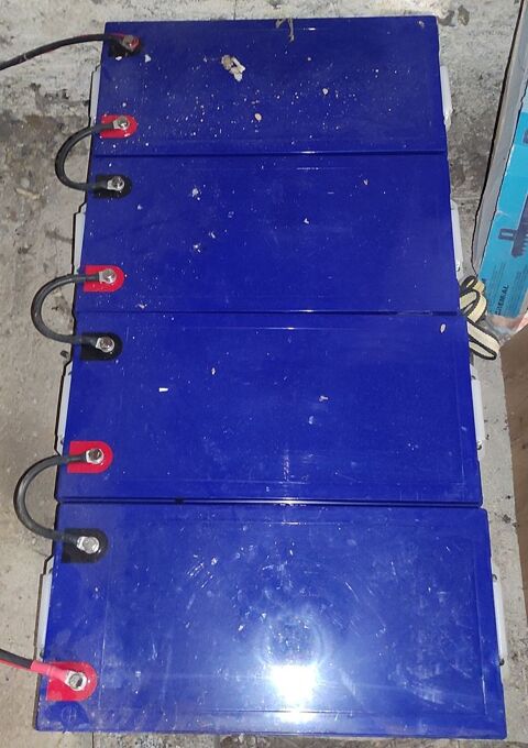 POUR INSTALLATION SOLAIRE : Batteries Rechargeables 270 Castelnau-de-Brassac (81)