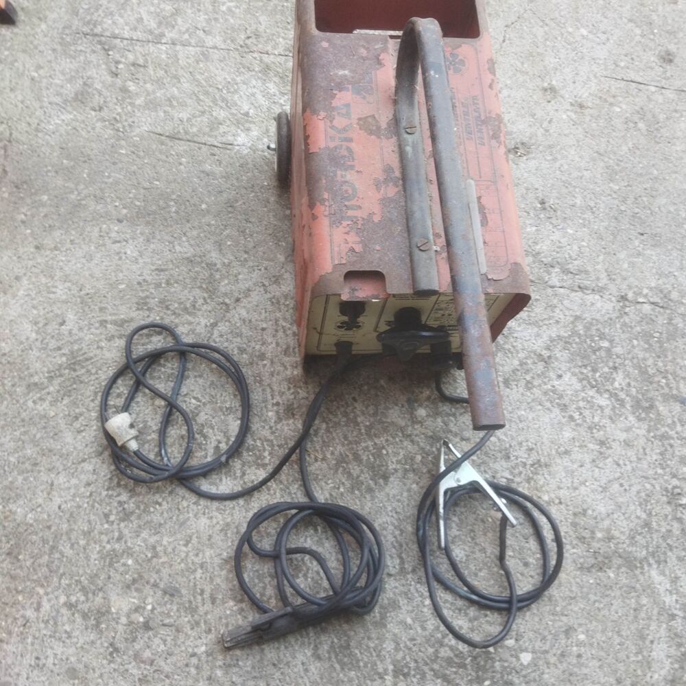 Poste a souder Nordika sur roues 220 ou 380 V Electroménager