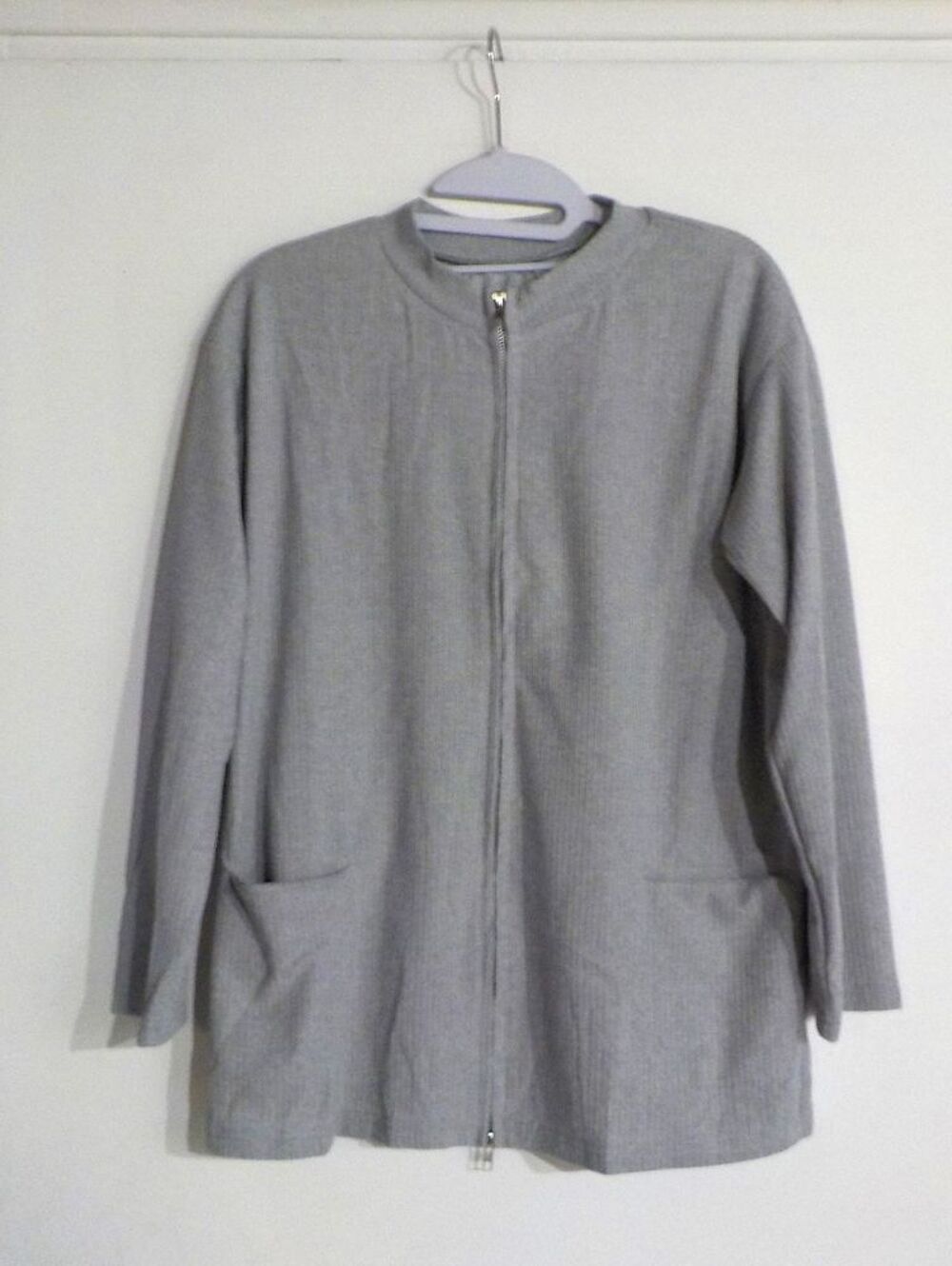 GILET GRIS FIN TAILLE S Vêtements