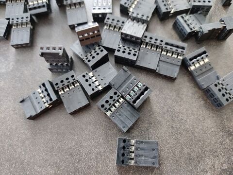 Connecteurs Burndy pour PABX Alcatel 3 Boisset-et-Gaujac (30)