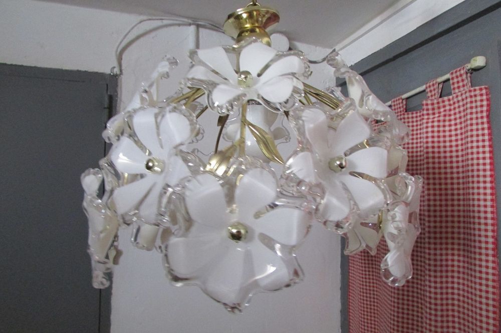 Suspension, lustre vintage , 18 fleurs Décoration