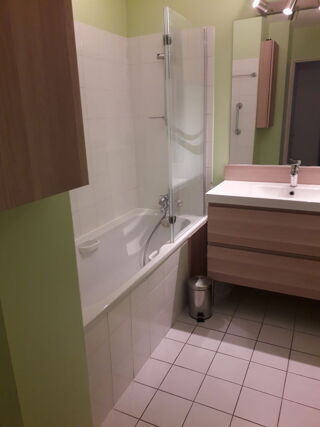  Appartement à louer 2 pièces 52 m²