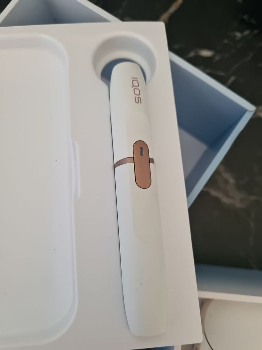 Cigarette &eacute;lectronique IQOS 2.4 plus Bluetooth (tbe) Tlphones et tablettes