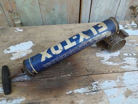 Ancien Pulvérisateur Publicitaire Fly Tox. 35 Loches (37)
