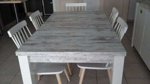 ENSEMBLE SALLE A MANGER TABLE + CHAISES + BUFFET BAS 300 Elne (66)