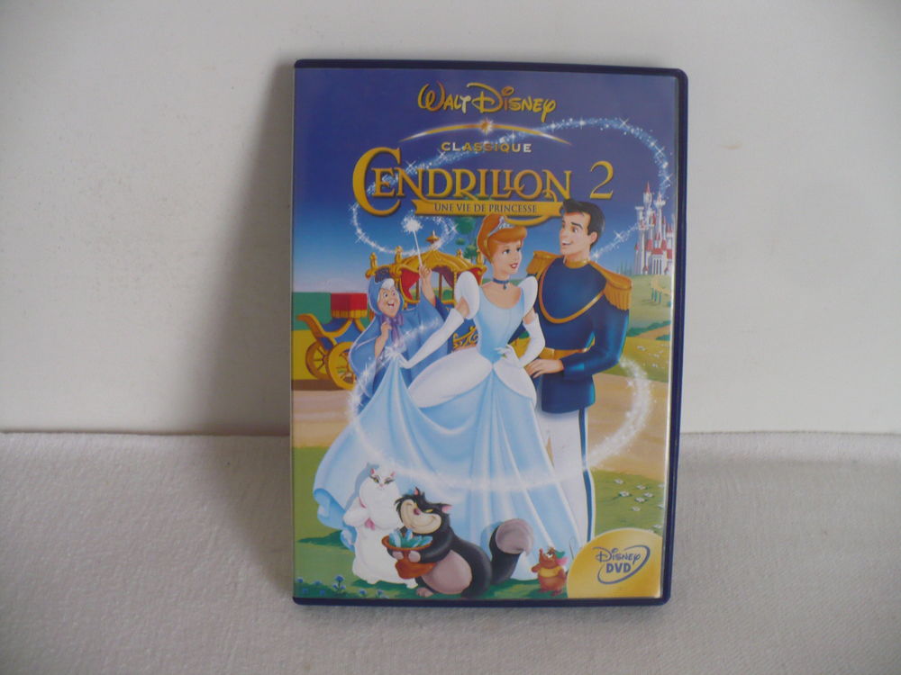**A178 	
Cendrillon 2			 DVD et blu-ray