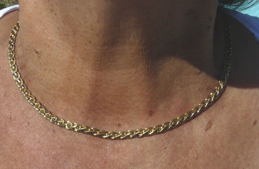 Collier Ras-de-Cou en M&eacute;tal Dor&eacute; &agrave; motifs travaill&eacute;s - 90's Bijoux et montres