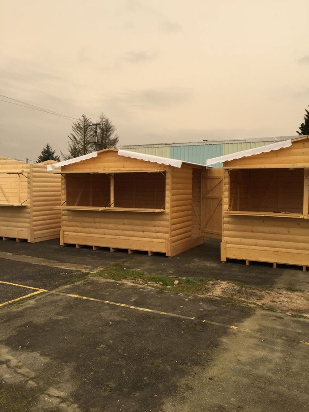 Location Chalet Emplacement  avec chalets prix 350€ toutes activités Dordives