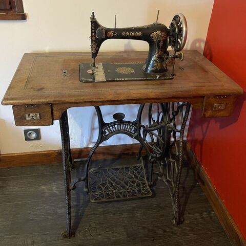 machine à coudre Dullin (73)